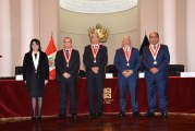 JOSÉ LUIS LECAROS TOMA JURAMENTO A NUEVOS INTEGRANTES DEL CONSEJO EJECUTIVO DEL PODER JUDICIAL